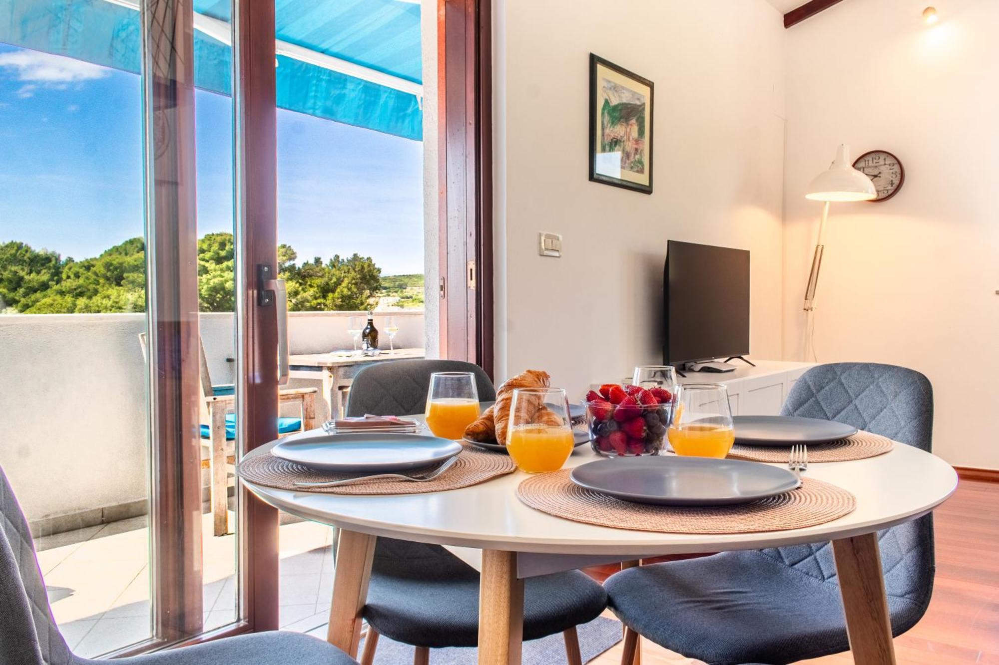 Seaside Petar Apartman *
