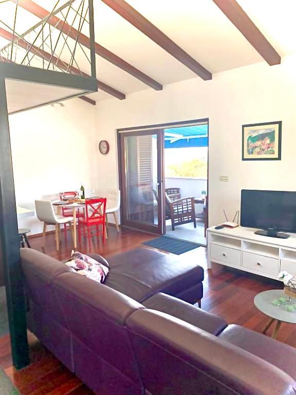 Apartment Seaside Petar *
