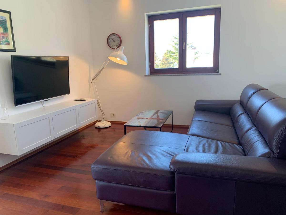 Apartment Seaside Petar *