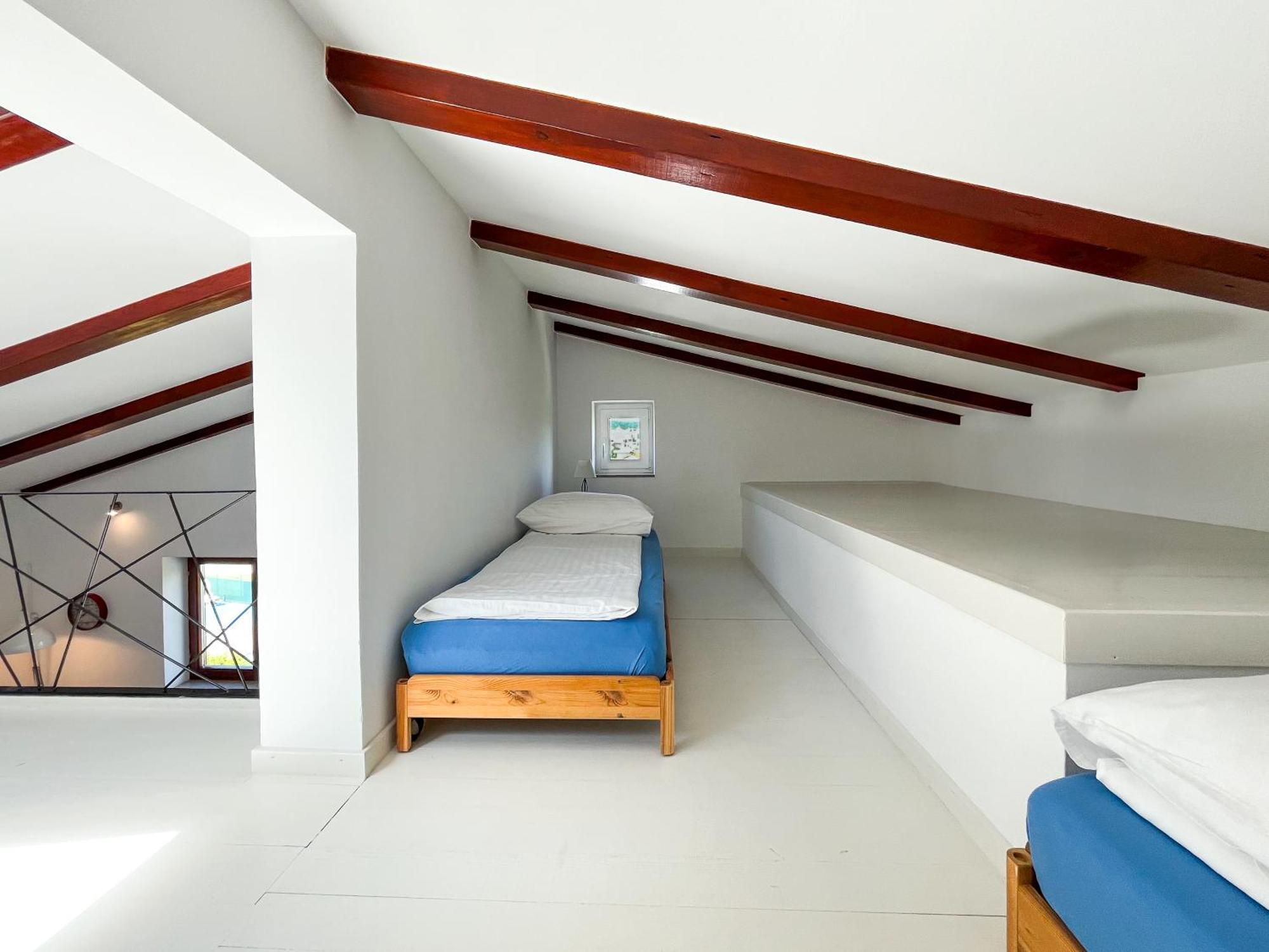 Apartment Seaside Petar *